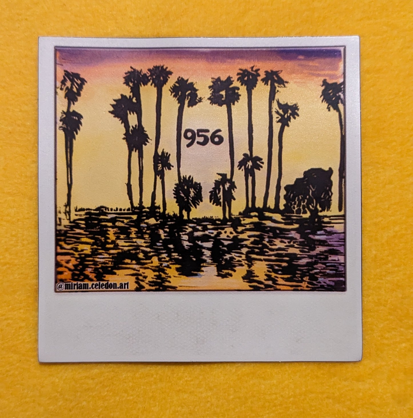 956 Palm Trees magnet